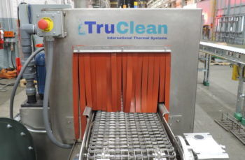 conveyor cleaning systems